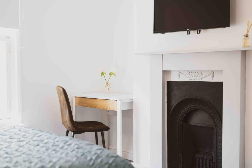 The Lymington Sailor'S Cottage Екстер'єр фото