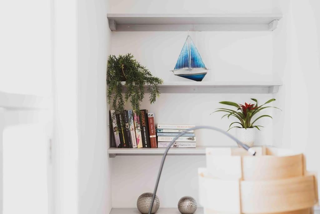The Lymington Sailor'S Cottage Екстер'єр фото
