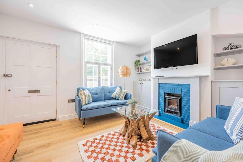 The Lymington Sailor'S Cottage Екстер'єр фото
